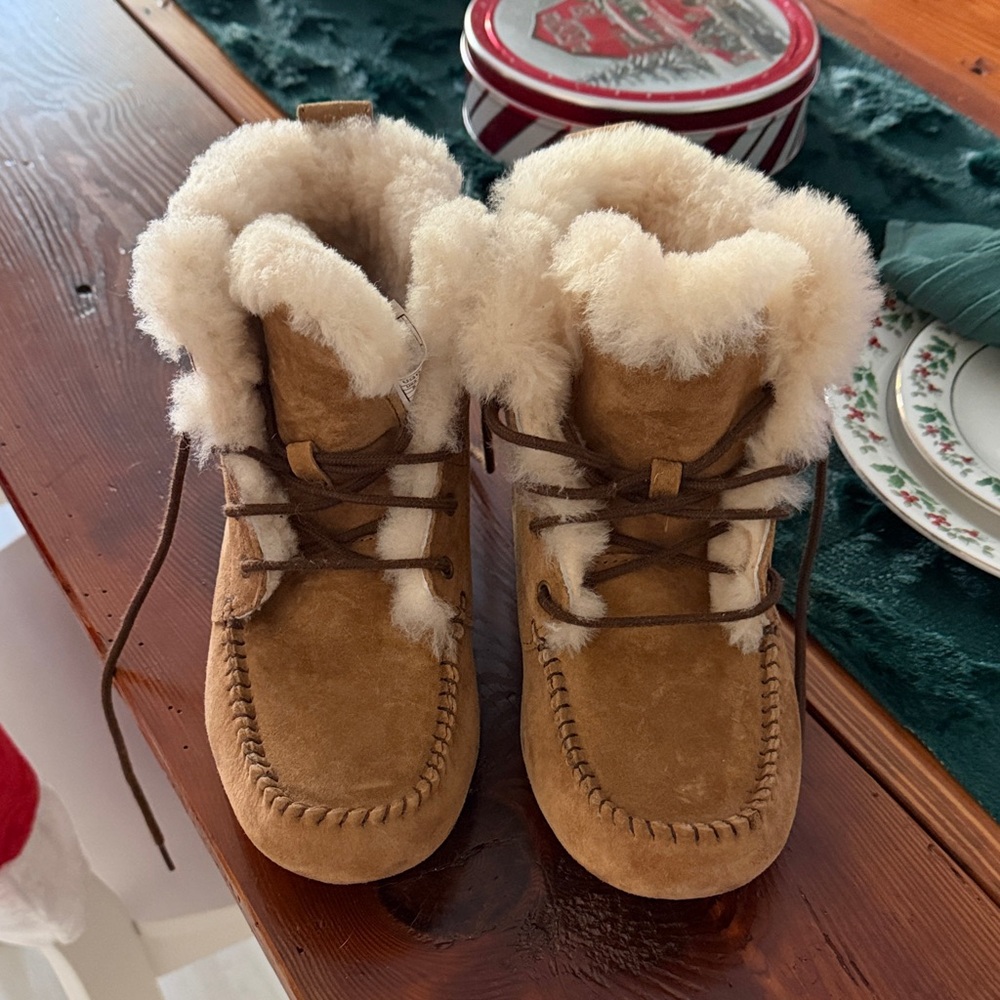 Uggs size 6